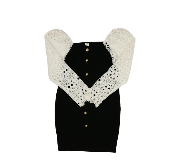 Černé společenské šaty s krajkovými rukávy 