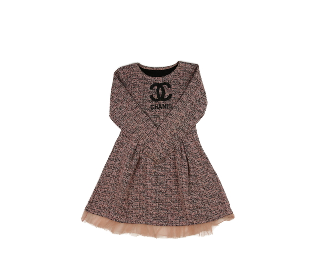 Růžové teplejší šaty 