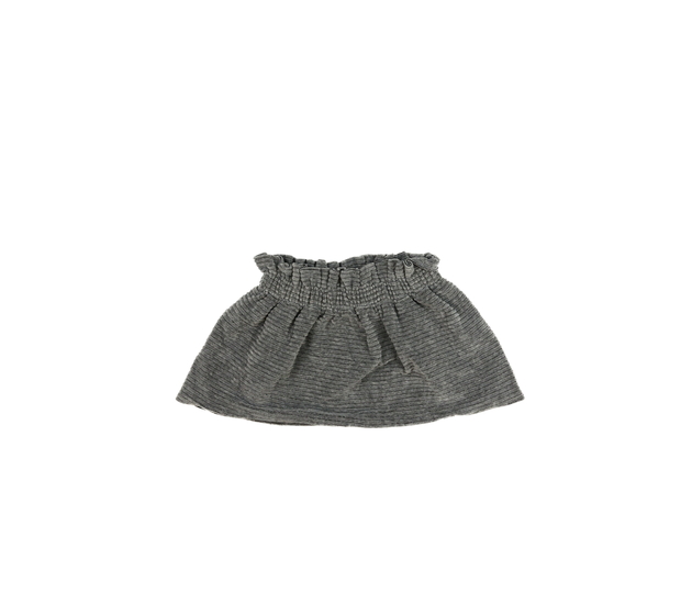 Šedá sukně z eco materiálu