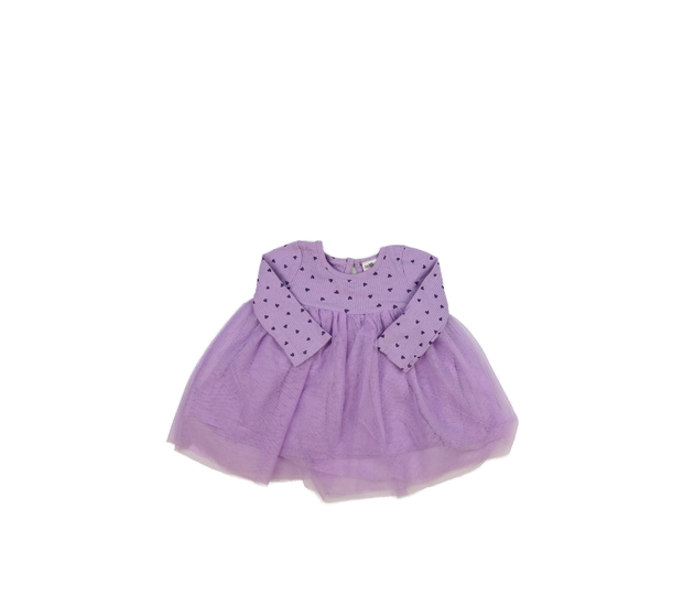 Fialové šaty se srdíčky a bohatou sukní