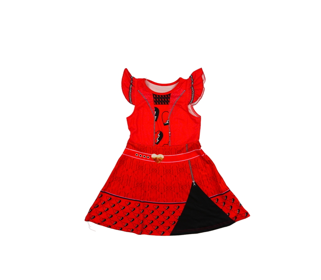 Červené šaty se srdci 