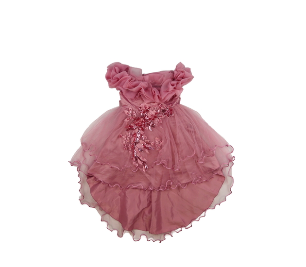 Růžové bohaté společenské šaty