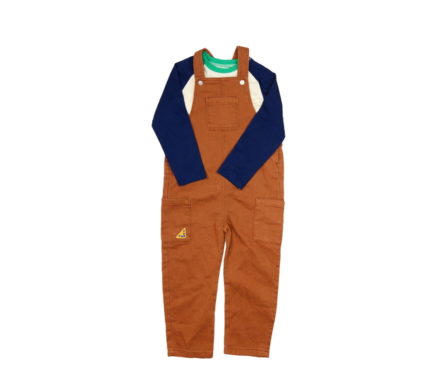 Hnědé lacláče a triko M&S