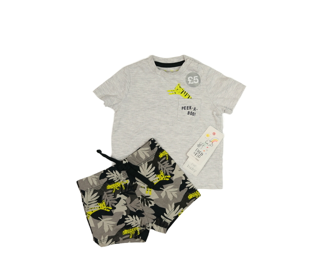 Nové šedé triko a vzorované kraťasy F&F