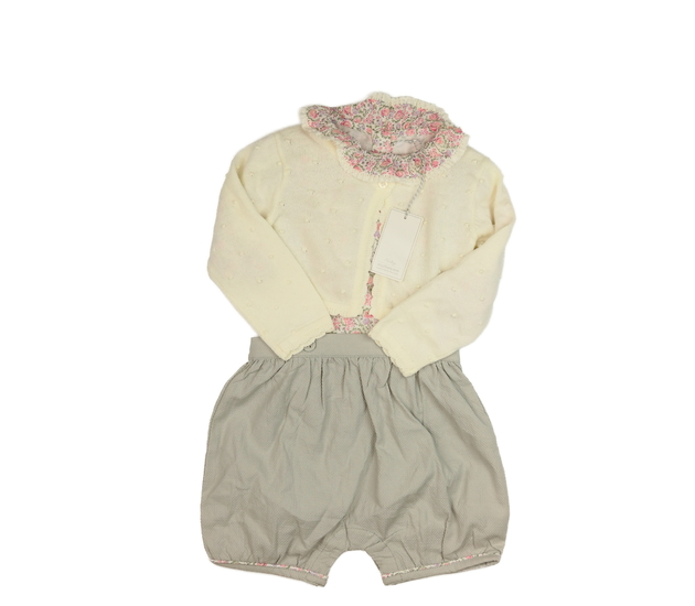 Nový set triko dl. rukáv, svetřík a kraťasy se šly