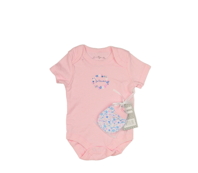 Nové růžové body a rukavičky s květinami 