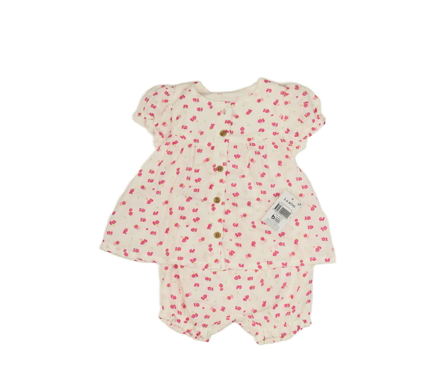 Nová květinová košile a kraťasy