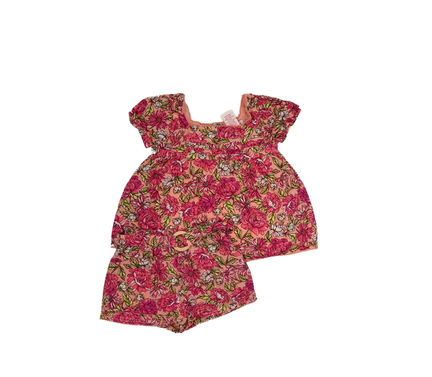 Květinová halenka a kraťasy 