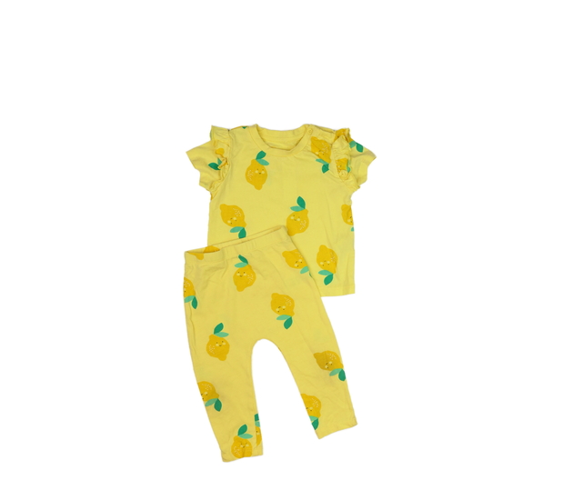 Žluté triko a legíny s citrony 