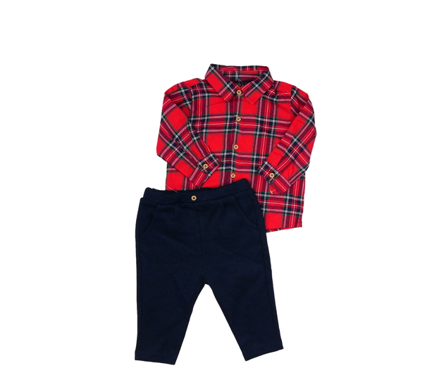Červená košile a tmavě modré kalhoty George