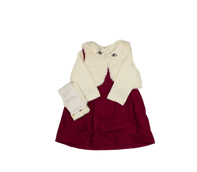 Nové šaty, triko, vesta a punčocháče 