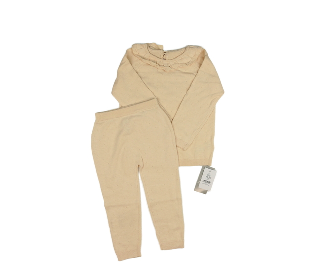 Nový meruňkový svetřík s volánky a legíny George