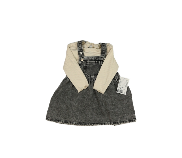 Nové krémové triko a šedé riflové šaty H&M