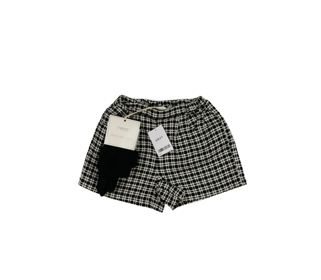 Nové kraťasy s punčocháčemi Next