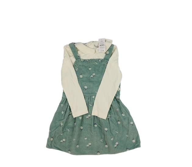 Nové zelené šaty a triko s límečkem Nutmeg