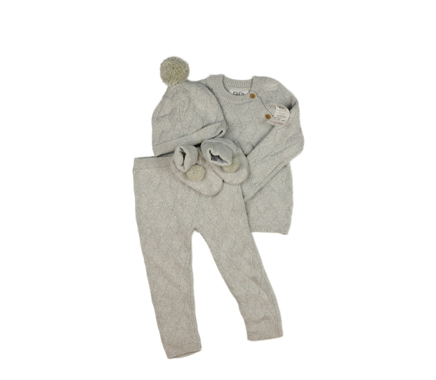 Nový šedý pletený set 4 ks F&F