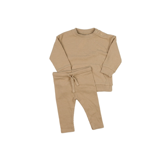 Hnědá mikina a tepláčky F&F