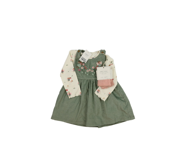 Nové krásné body, šaty a punčocháče Next