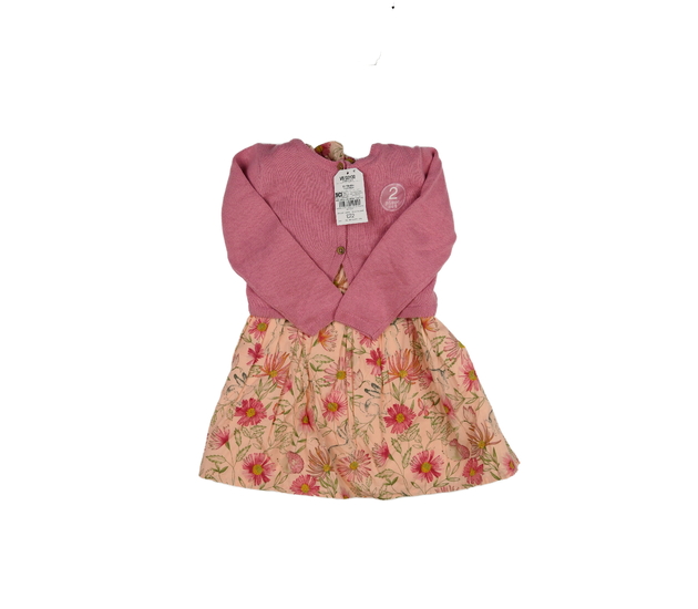 Nový růžový svetr a květinové šaty Next