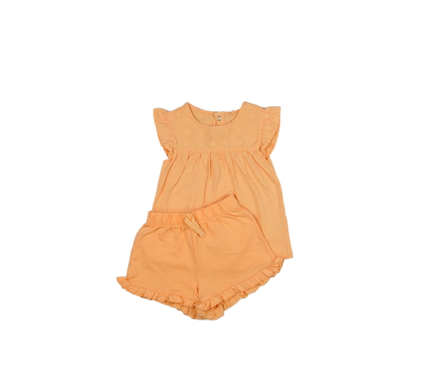 Oranžové triko a kraťasy Tu 