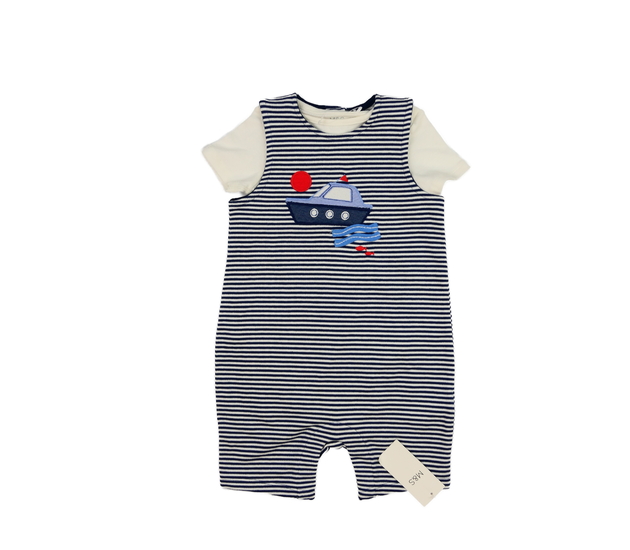 Nový overal s lodí a body M&S