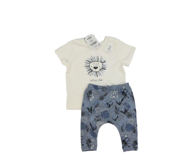 Nové bílé triko a modré legíny Next