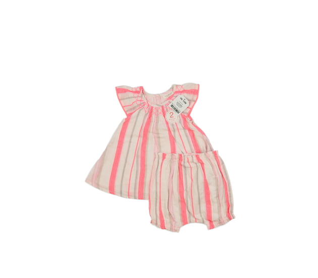 Nová halenka a kraťasy Next