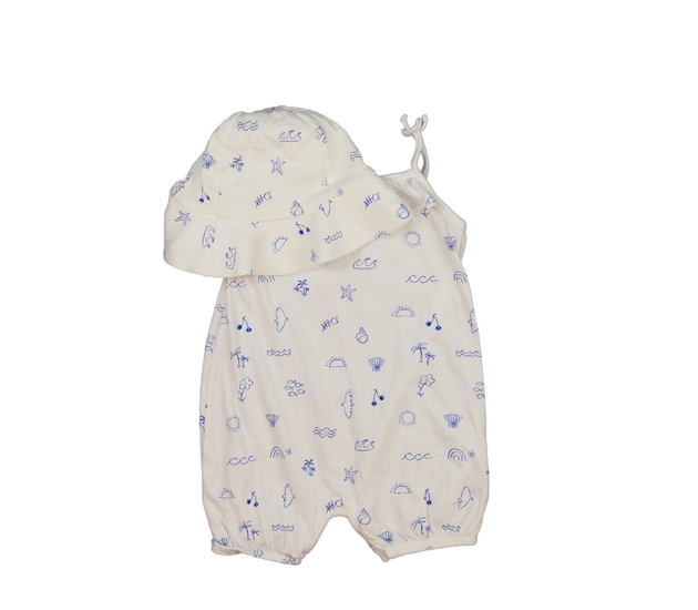 Bílý letní overal a klobouk George