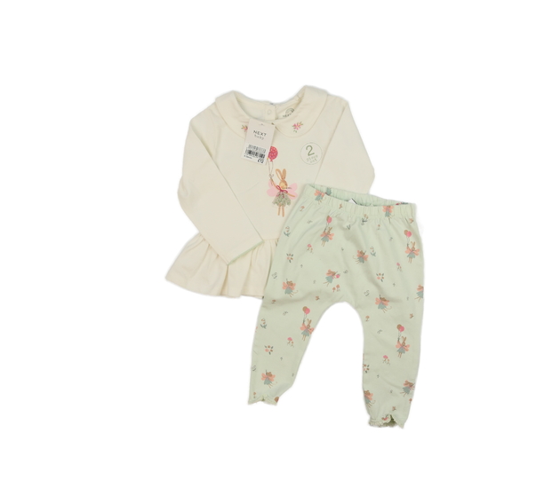 Nové krémové triko a tyrkysové legíny Next