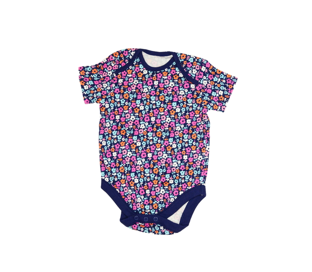 Tmavé květinové body George