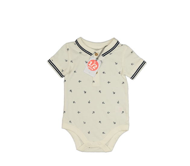 Nové krémové námořní body Tu