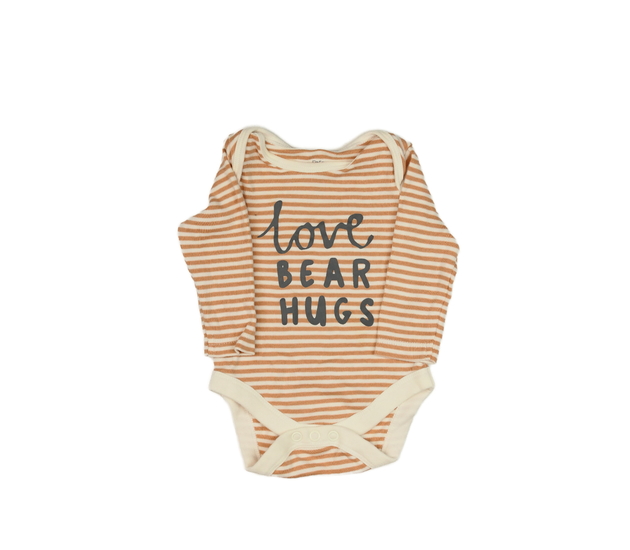 Pruhované body s nápisem F&F