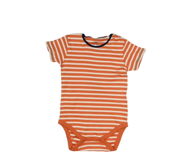 Pruhované body Next