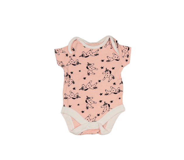 Růžové body s jednorožci 