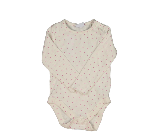 Světlé body  s růžovými kolečky F&F