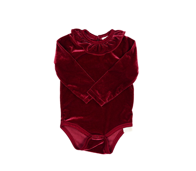 Tmavě červené semišové body 