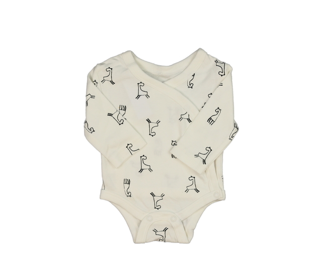 Bílé body s černými žirafami 