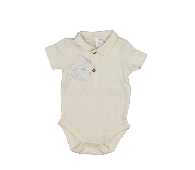 Nové krémové body s límečkem 