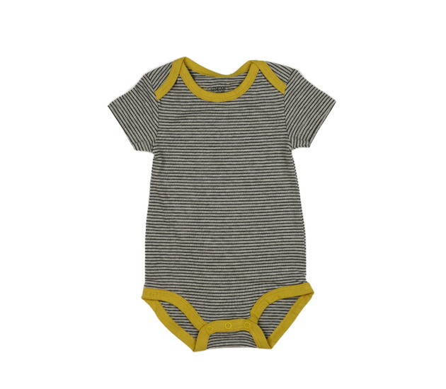 Šedé pruhované body 