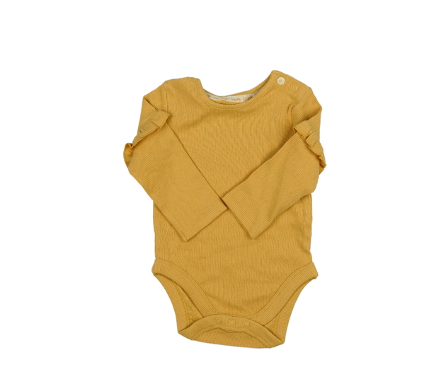 Žluté body s volánky George