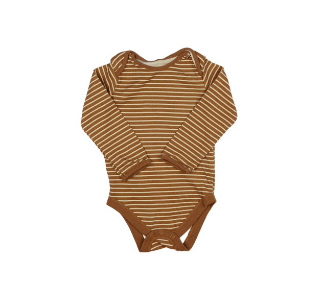 Hnědé pruhované body George