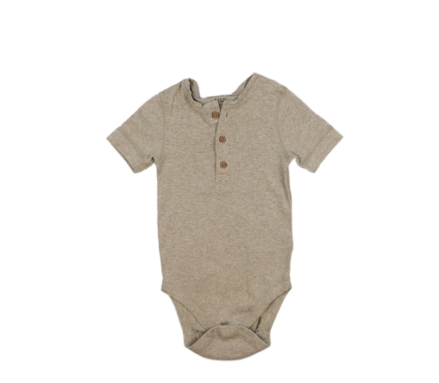 Hnědé body M&S