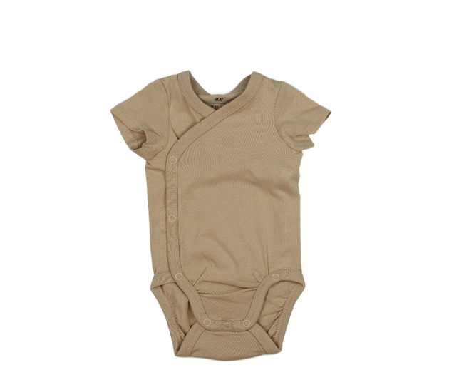 Hnědé body H&M
