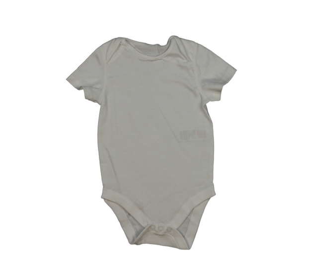 Bílé body M&S