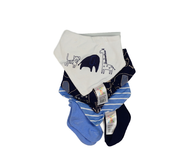 Nový set bryndáky 3 ks a ponožky 2 páry 