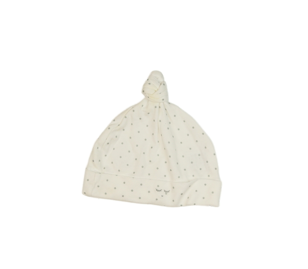 Bílá čepička s kolečky 