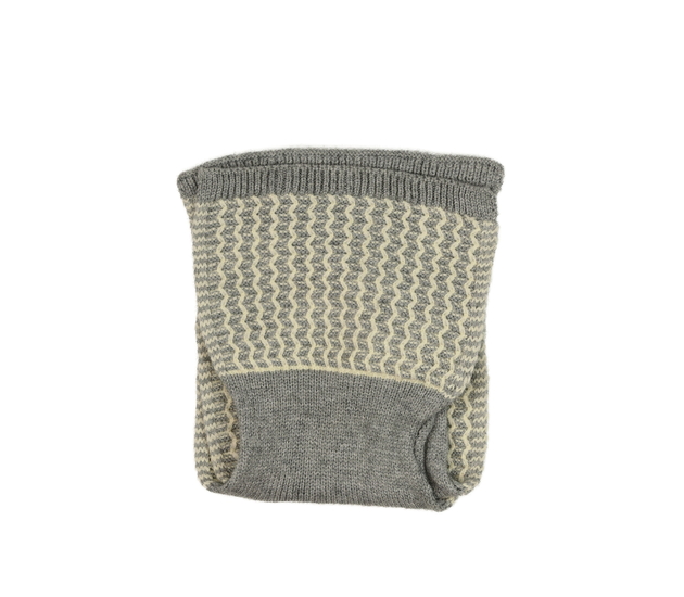 Šedá vzorovaná šála 90 cm