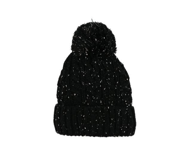 Černá zimní čepice