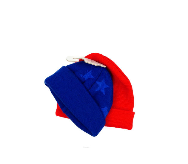 Nové čepice 2 ks červená a modrá
