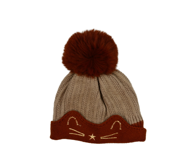 Hnědá zimní čepice s čumáčkem 